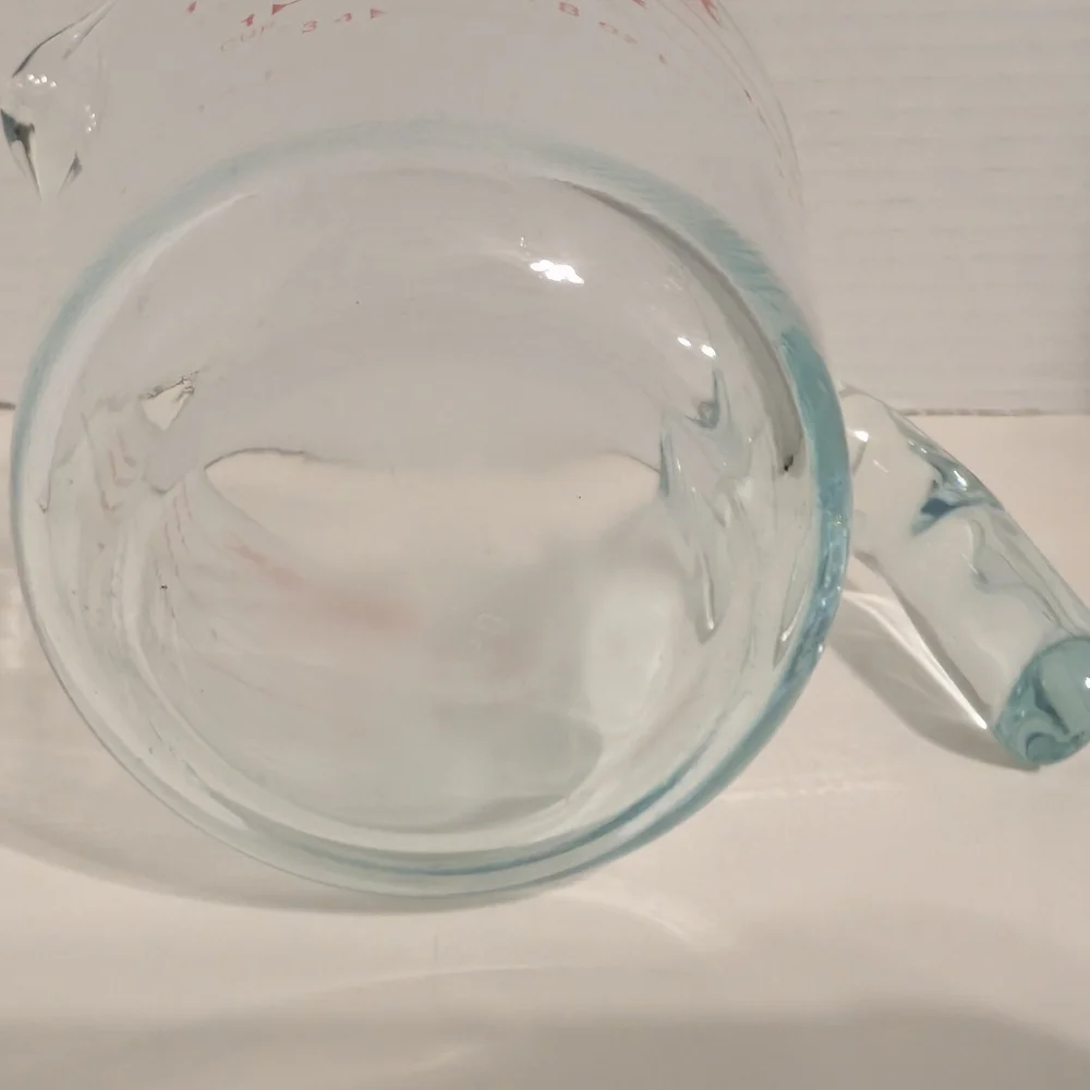 Pyrex this vintage